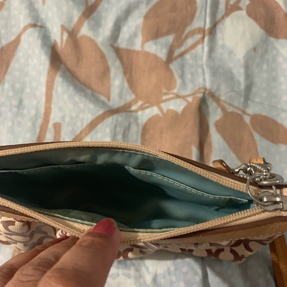 Coach Wallet - Picture 4 of 4